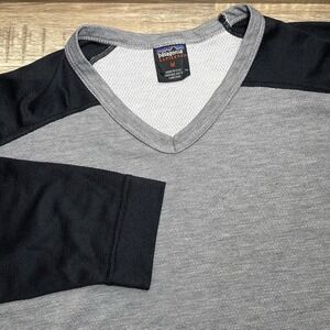 Patagonia Contrast Long Sleeve Capilene Base‎ Layer Shirt Men Medium Made in USA